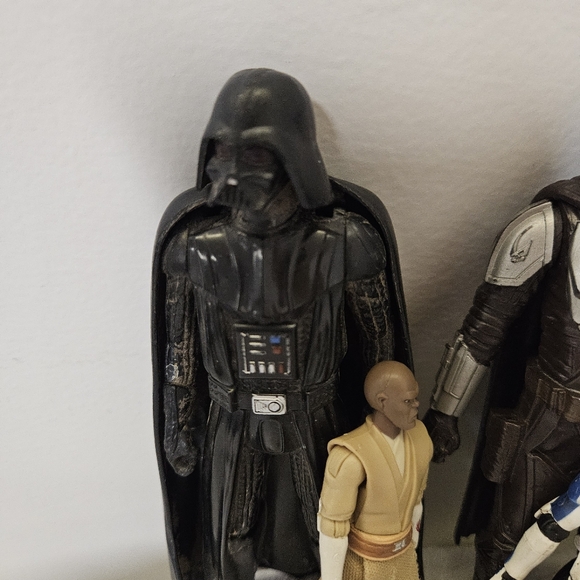 Star Wars Action Figure Set - Black, White, Tan - Picture 3 of 16